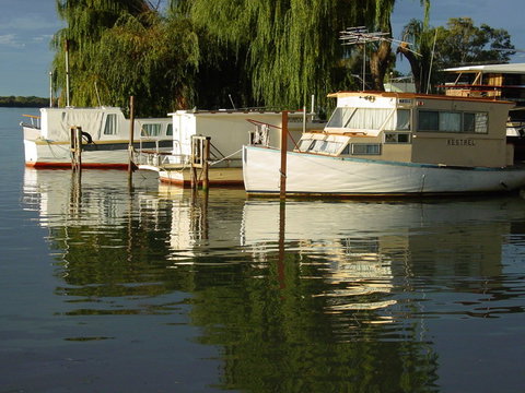 Riverview Rise Retreats - Kawana Tourism 1