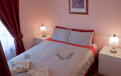 Moonta Bay Road Cabins And Cottages - Kawana Tourism 2
