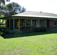 The Beach House - Normanville - Kawana Tourism