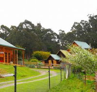Elvenhome Farm Cottage - Kawana Tourism