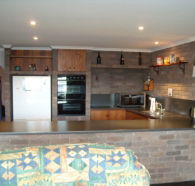Three Hut Point Waterfront Accommodation - Kawana Tourism