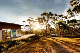 Bruny Island Experience - Kawana Tourism 0