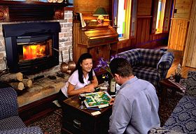 Strahan Colonial Cottages - Kawana Tourism 0