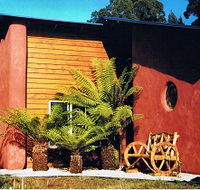 Whispering Spirit Holiday Cottages and Miniature Pony Stud - Kawana Tourism