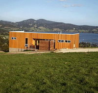 Deck House - Kawana Tourism