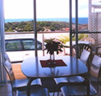 Sunnysands Holiday Unit - Kawana Tourism