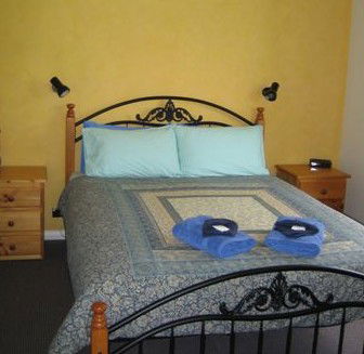 Inala Country Accommodation - Kawana Tourism 3