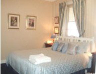 Undine Colonial Accommodation - Kawana Tourism 3