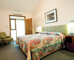 Gundaroo Colonial Inn - Kawana Tourism 0