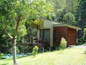 Montville Ocean View Cottages - Kawana Tourism 0