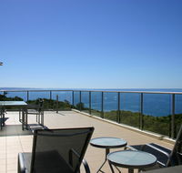 Rainbow Ocean Palms Resort - Kawana Tourism