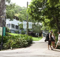 Halse Lodge Backpackers Hostel YHA - Kawana Tourism