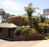 Golf View Motel - Kawana Tourism