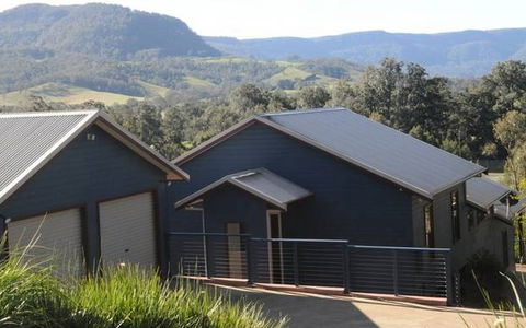 Blue Roo House - Kawana Tourism 5