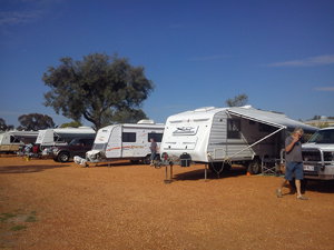 Lightning Ridge Tourist Park - Kawana Tourism 1