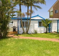 A Beach House on Sunset - Kawana Tourism