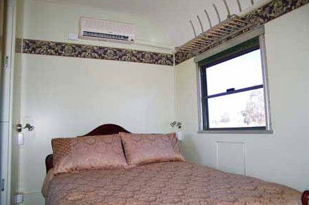 Country Carriage Bed And Breakfast - Kawana Tourism 5