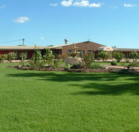 Newell Motor Inn - Kawana Tourism