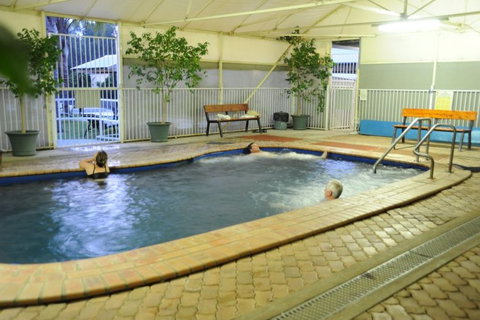 Artesian Spa Motel - Kawana Tourism 0