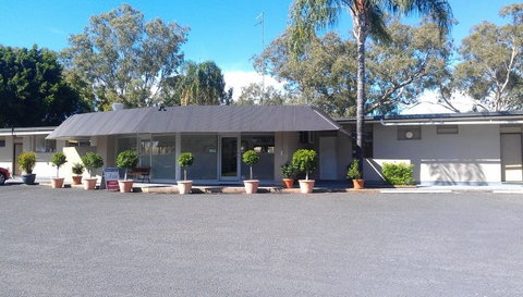 Artesian Spa Motel - Kawana Tourism 3