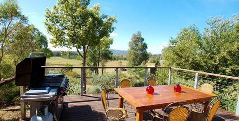 Cicada Country House - Kawana Tourism 5