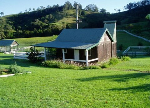 Barkeldine Farm Country Retreat - Kawana Tourism 3