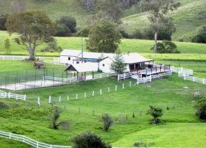 Barkeldine Farm Country Retreat - Kawana Tourism 4