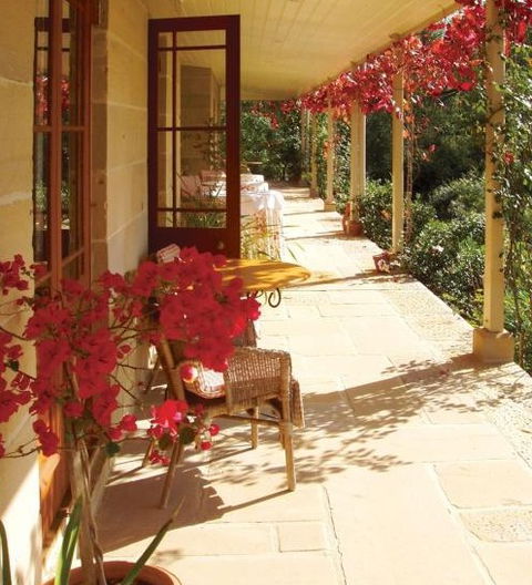 Capers Guesthouse And Cottage - Kawana Tourism 4