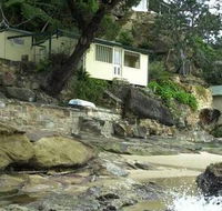 Bundeena Beachshack - Kawana Tourism