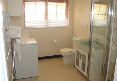 Caroline Bay Getaway - Kawana Tourism 1