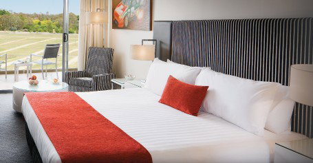 Bathurst Panorama Serviced Apartments - Kawana Tourism 4