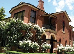 Amazing Country Escapes - Bishops Court Estate Boutique Hotel - Kawana Tourism 1