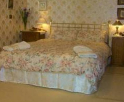 A Winter-Rose Cottage Bed And Breakfast - Kawana Tourism 2
