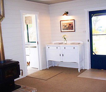 Cherry Lane Cottage - Kawana Tourism 3