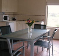 Burns B and B and Yabby Farm - Kawana Tourism