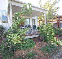 Woodgate Beach Houses - Kawana Tourism