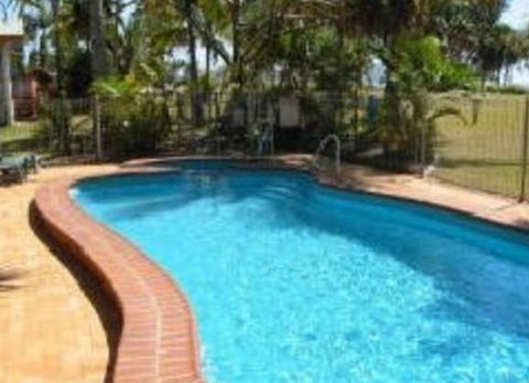 Kinka Palms Beachfront Apartments / Motel - Kawana Tourism 5
