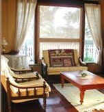 Flora Alba Cottage And Jacaranda On Pallas - Kawana Tourism 5