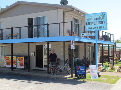 Kingfisher Caravan Park - Kawana Tourism 0