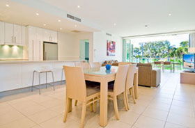 Akama Resort - Kawana Tourism 2