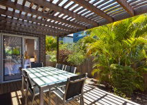 Best Western Plus Quarterdecks Retreat - Kawana Tourism 1