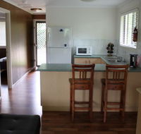 Sanctuary Lakes Fauna Retreat - Kawana Tourism