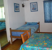 Cosy Cottages Amity Point - Kawana Tourism