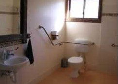 The Hollow Log Country Retreat - Kawana Tourism 3