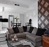 The Castle on Tamborine Spa Retreat - Kawana Tourism