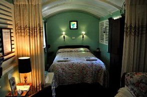 Uhuru Chalets - Kawana Tourism 3