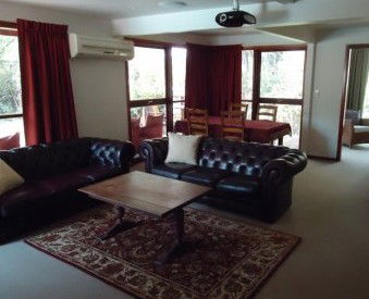 Fairy Wren Lodge Bed & Breakfast - Kawana Tourism 2