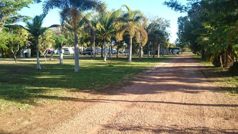 Barcaldine Tourist Park - Kawana Tourism 4