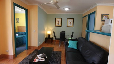 Aruba Beach Resort - Kawana Tourism 2