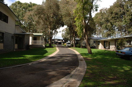 Kalganyi Holiday Park - Kawana Tourism 4